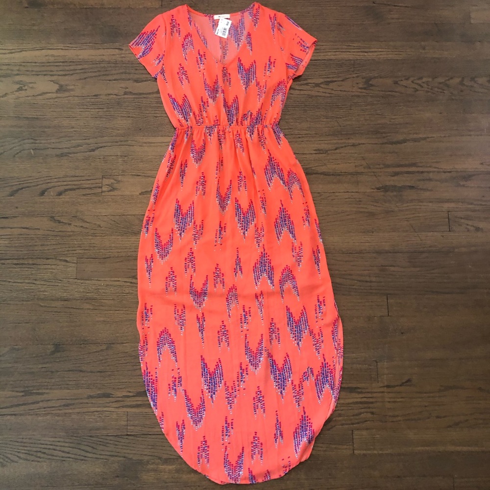 Everly Short Sleeve Print Midi Dress. Size Small.